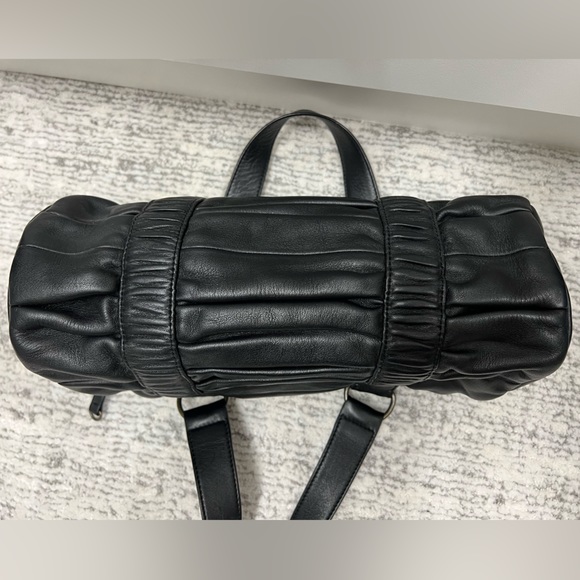 Cynthia Rowley Black Leather Barrel Bag - Picture 6 of 14